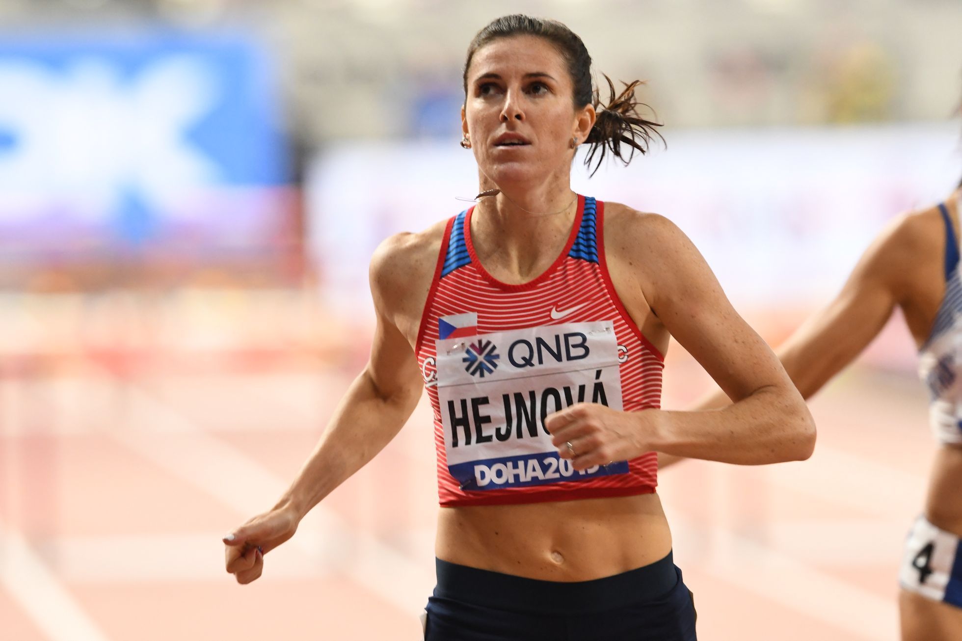 Zuzana Hejnová v semifinále běhu na 400 m překážek na MS 2019