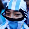 Argentinští fanoušci před hlavní části oslav titul mistrů světa v centru Buenos Aires
