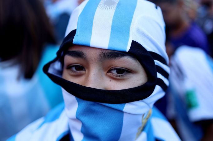 Argentinští fanoušci před hlavní části oslav titul mistrů světa v centru Buenos Aires