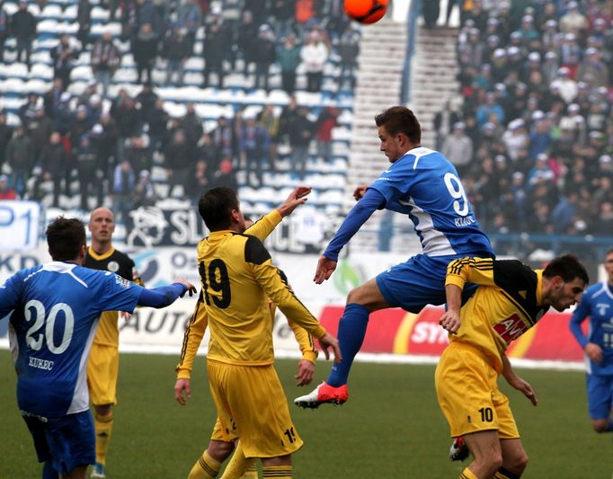 Fotbal, Baník Ostrava - České Budějovice: Dominik Kraut (9) - Filip Rýdel (19)