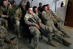 Američtí vojáci pilují arabštinu
