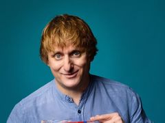 Herec Lukáš Pavlásek rád baví lidi a přináší jim radost.