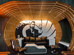 Hotel Jamese Bonda: Jak se spí v pokoji agenta 007?