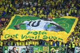 Brazilští fanoušci nezapomněli na legendu Pelého, o jehož aktuálním zdravotním stavu kolují rozporuplné informace.