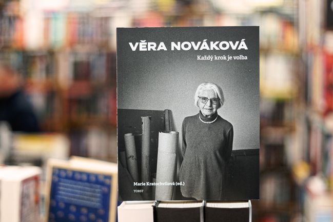 Každý krok je volba – Věra Nováková, Marie Kratochvílová