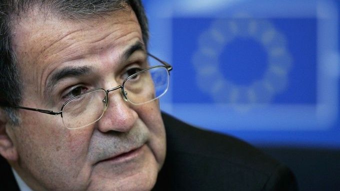 Italský premiér Romano Prodi je pro schválení euroústavy beze změn