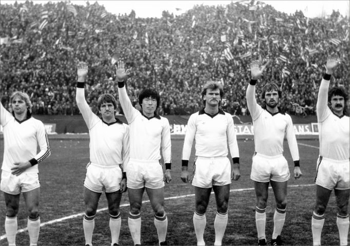 Fotbalisté Eintrachtu Frankfurt v roce 1980.