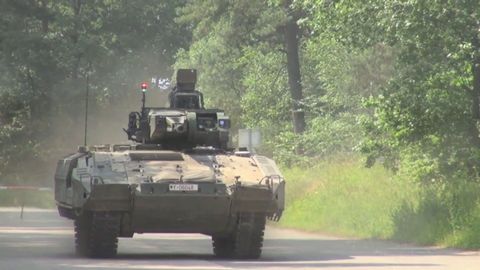 Z doupěte Pumy: jak vypadá nejmodernější obrněné vozidlo německé armády