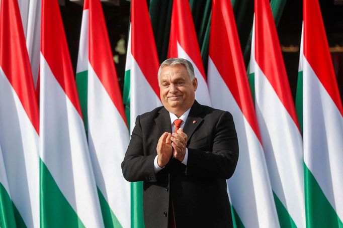 Maďarský premiér Viktor Orbán ve městě Zalaegerszeg na západě Maďarska při projevu k 66. výročí vypuknutí protisovětského povstání (23. října 2022)