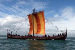Mezi Vikingy nebojovali jen muži. Testy DNA dokázaly, že hrob slavného válečníka patří ženě