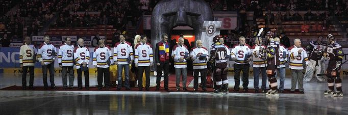 Dnes 20. 3. 2020 zemřel legendární český hokejista a tenista Vladimír Zábrodský