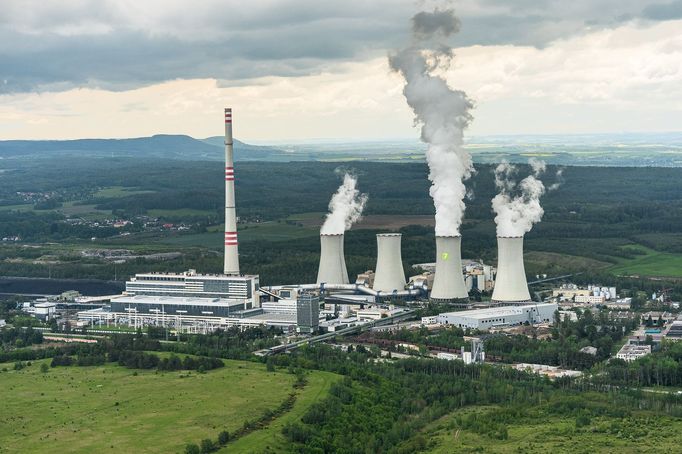 Labe z výšky: letecké fotografie od Mělníka po Pradubice