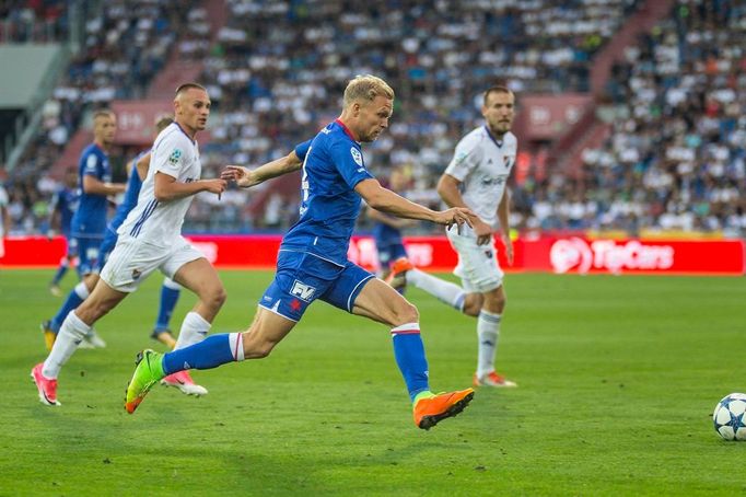 Ostrava vs. Slavia, druhé kolo ligy (Van Buren)