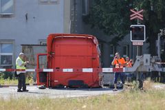 Železniční nehodě ve Studénce nezabránily ani chytré závory