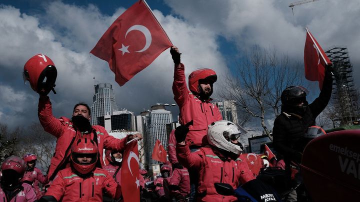 Turci se bouří. Erdoganovy experimenty roztáčí inflaci, dosahuje až 50 procent; Zdroj foto: Reuters
