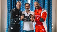 Rafael Nadal, šéf E1 Rodi Basso a Will Smith při závodě elektrických člunů E1 na jezeře Como