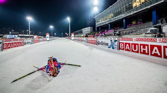 Gabriela Koukalová padla v cíli závodu vysílením, ale výsledkem bylo až 21. místo a ztráta vedení v průběžném hodnocení sprintu v SP.