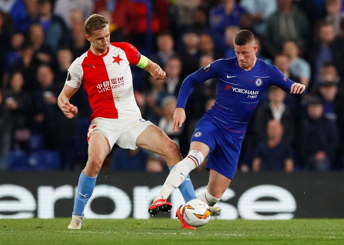 fotbal, odveta čtvrtfinále Evropské ligy, Chelsea - Slavia, Tomáš Souček a Ross Barkley