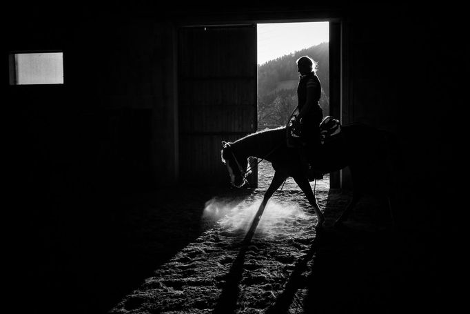 Josef Vrážel: Valašsko, domov můj. Výstava fotografií v pražské Leica Gallery, leden 2024