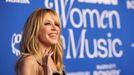 Zpěvačka Kylie Minogue na udílení cen Billboard Women in Music Awards.