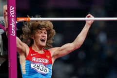 Další ruský hříšník. Výškař Uchov vrátí olympijské zlato, závodit nebude čtyři roky