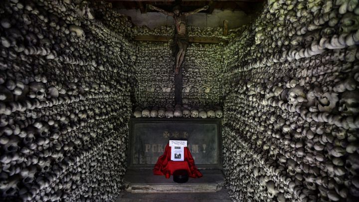 Vědci v kostnici v Žehuni odhalili zřejmě ostatky husitů padlých po bitvě u Lipan