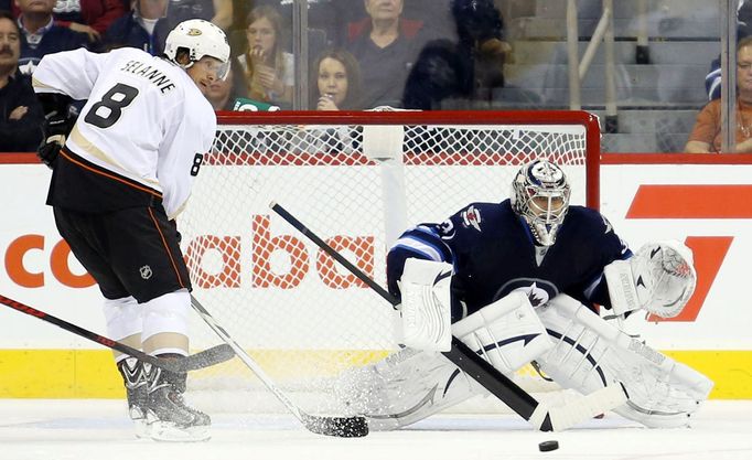 Ondřej Pavelec a Teemu Selänne