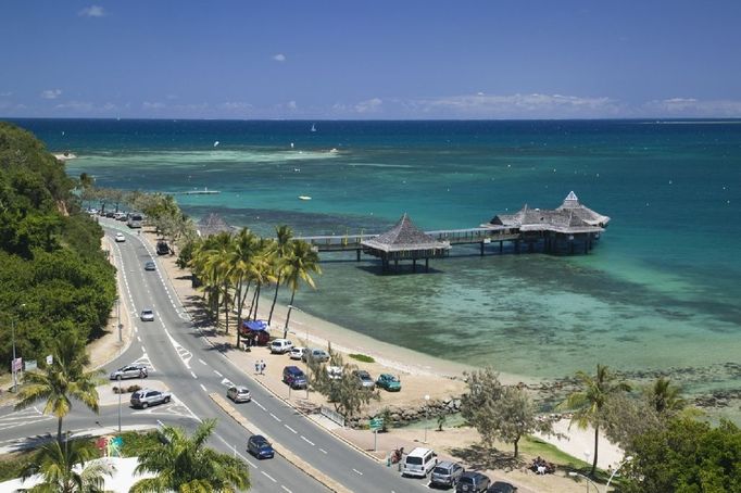 New Caledonia, Grande Terre Island, Noumea, Anse Vata resort area and windsurfers