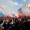 Fanoušci Paris St. Germain slaví titul v Ligue 1