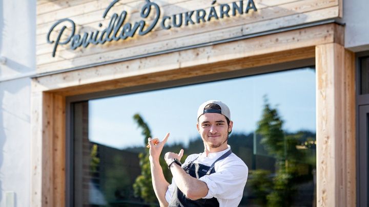 Sladká vůně z břehů Lipna. Mladý cukrář omámil Šumavu a Povidloň jede nadoraz; Zdroj foto: Cukrárna Povidloň