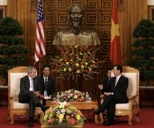 Bush ve Vietnamu