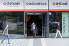 Problémy v UniCredit Bank pokračují. Už třetí den nejdou posílat platby