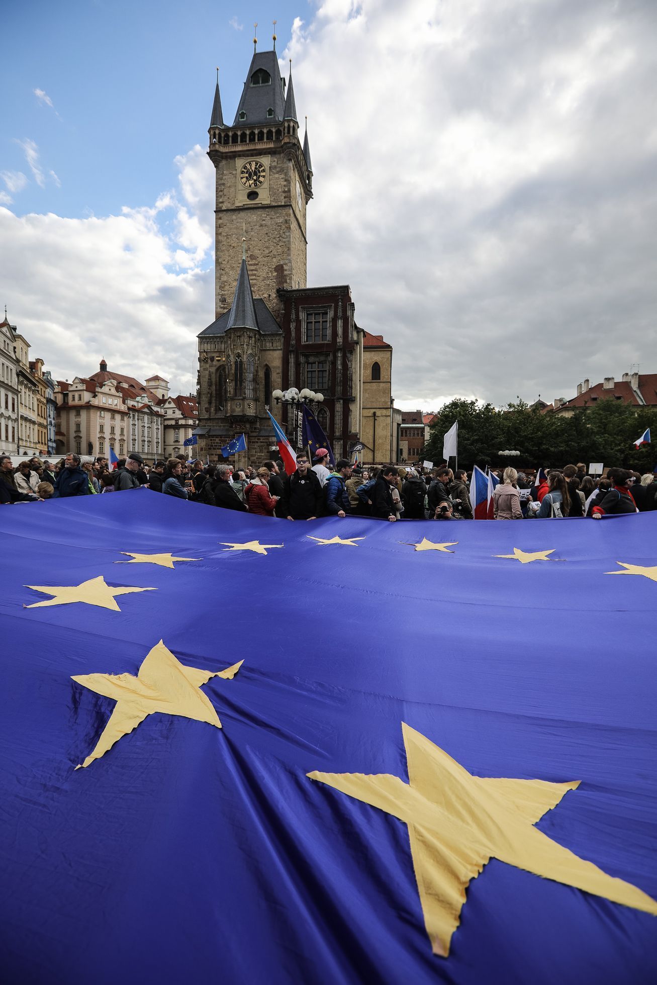 Třetí demonstrace proti Benešové a Babišovi a za spravedlivou justici, Staroměstské náměstí, Praha