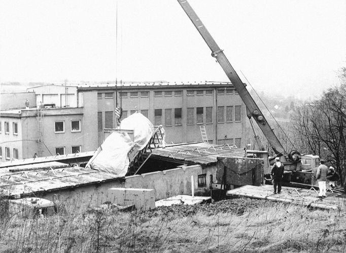 Archivní historie z Ústavu jaderného výzkumu v Řeži u Prahy, kde byl v roce 1957 spuštěn první československý jaderný reaktor.