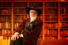 Nedokončené romány Terryho Pratchetta zničil parní válec