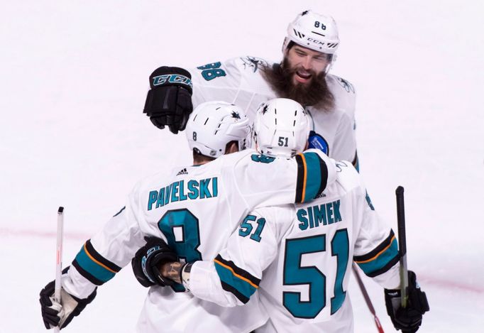 Radim Šimek, Joe Pavelski, Brent Burns