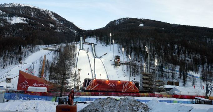 Výběr z fotografií ze zimních olympiád od Eduarda Erbena