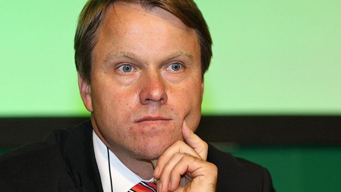 Bývalý předseda Strany Zelených Martin Bursík svou nominaci do čela kandidátky nepřijal.