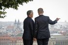Úplně nepřijatelné. Europoslanci z Babišovy frakce kritizují jeho námluvy s Orbánem
