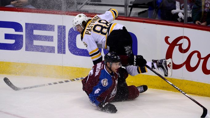 NHL: Boston Bruins at Colorado Avalanche (Johnson, Pastrňák)