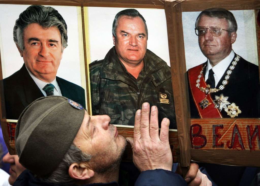 Ratko Mladič - plakáty - 2006