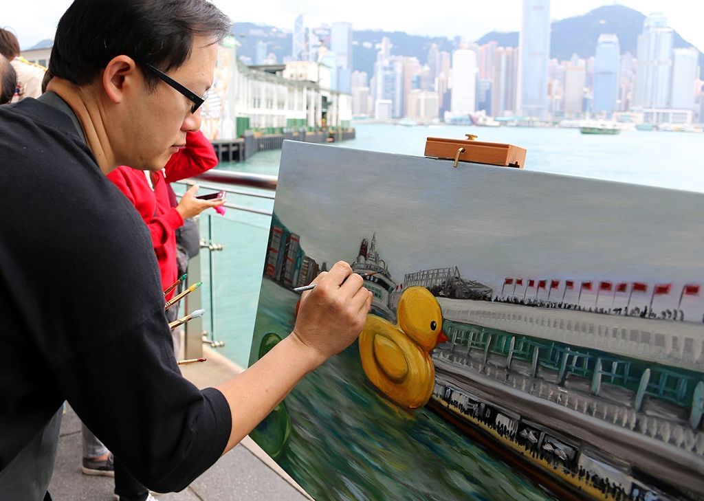 Jednorázová licence, není určeno pro články! Fotogalerie: Tak vypadá gigantická kachna z plastu, která vás ohromí