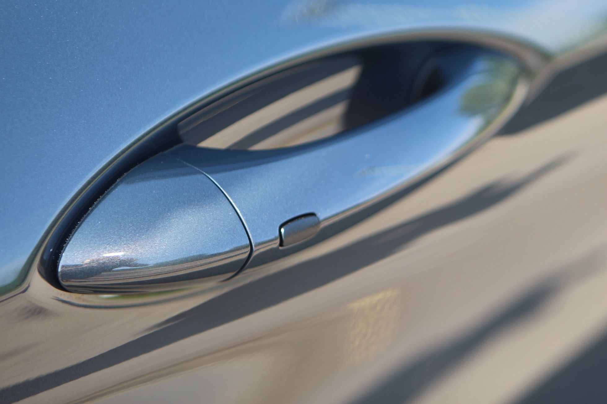 Opel Astra 2015 - bezklíčkové odemykání