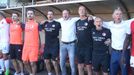 Fotbalisté Slavie slaví ligový titul 2016-17 - lavička