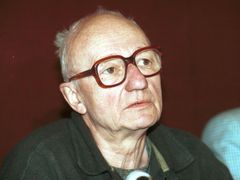Karel Kachyňa na snímku z roku 1996.