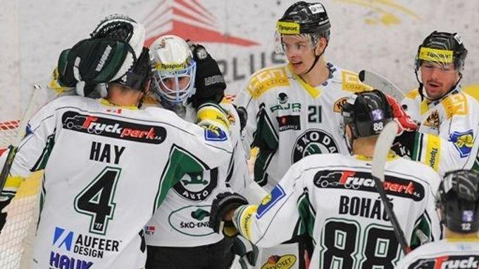 Mladá Boleslav má krom hokejové cesty za udržení bojovat i diplomaticky.