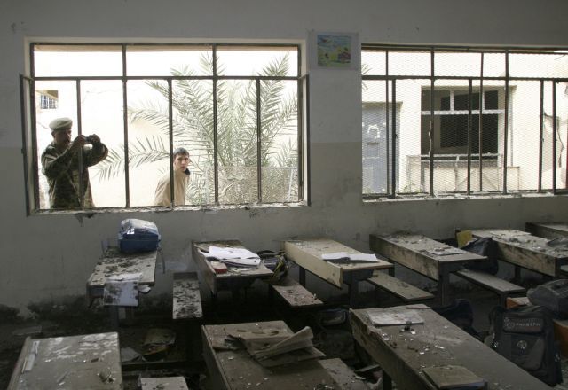 Irák škola výbuch