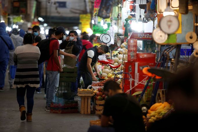 Central de Abasto v Mexico City, jedno z největších tržišť na světě.