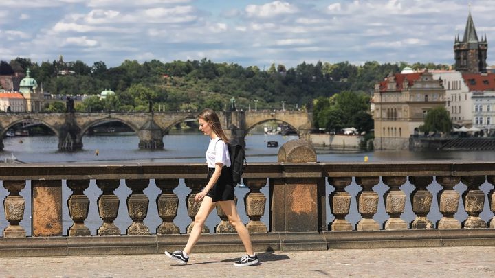 Česko čeká slunečný týden, pršet bude výjimečně. O víkendu se vrátí třicítky; Zdroj foto: Jakub Plíhal