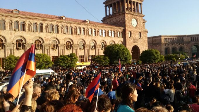 Protesty v Arménii.